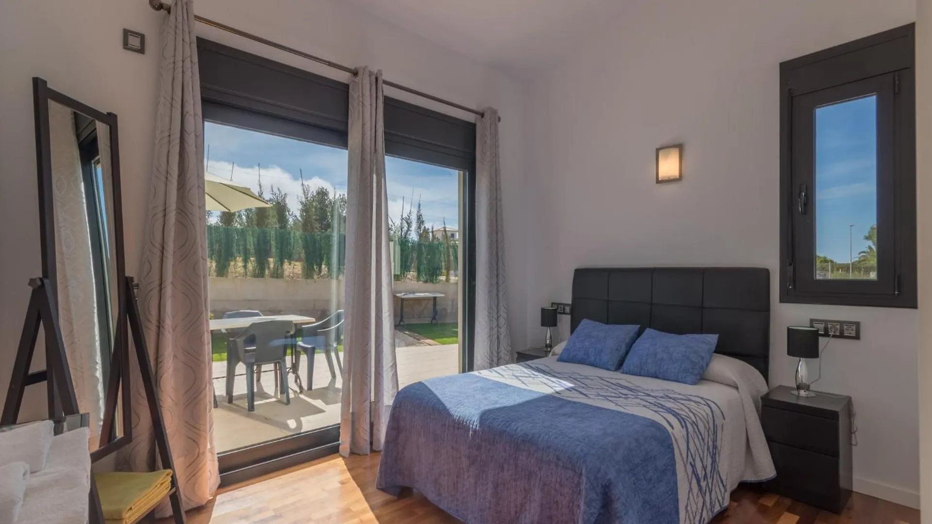 Beautiful Villa In Llucmajor  Llucmajor (Mallorca)